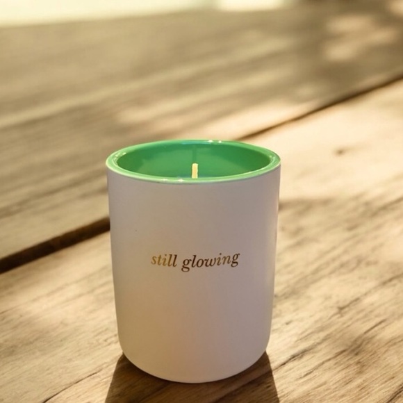 kate spade x Target Still Glowing Fig Scent Hope in the Bloom Candle - Picture 3 of 5